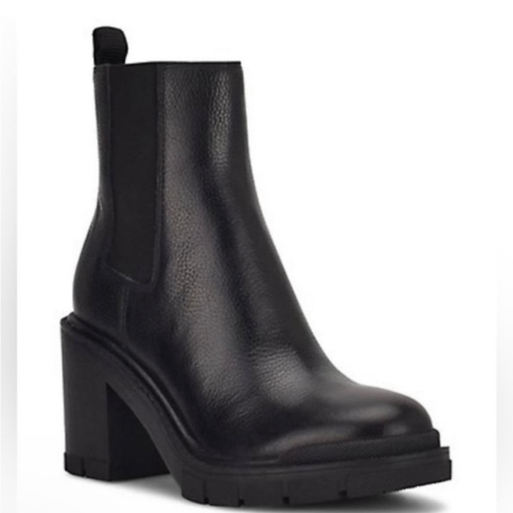 Marc Fisher Vanlisa Platform Chelsea Leather Boots